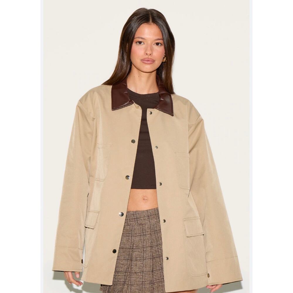 NWT PrettyLittleThing contrast collar rubberised jacket in beige-Size XL